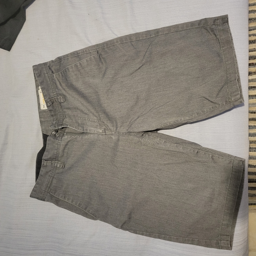 Volcom shorts